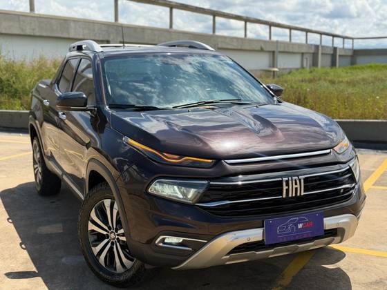 FIAT TORO 2.0 16V TURBO DIESEL VOLCANO 4WD AT9 FIAT TORO 2.0 16V TURBO DIESEL VOLCANO 4WD AT9